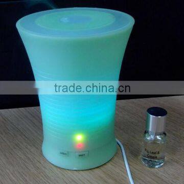Curve shape green plastic ultrasonic USB powered colorful led light aroma diffuser