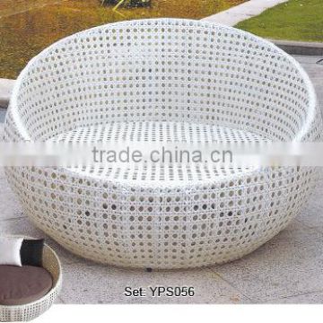 Outdoor round rattan sofa bed patio hotel sofa YPS056