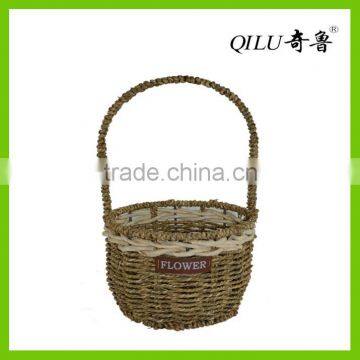 Cheap Natural material stylish flower basket