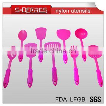 Fashion design china supplier nylon&silicone pink kitchen utensils