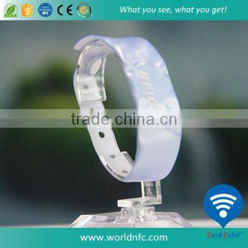 Single Use Construction Made of PVC RFID Disposable Wristband photo-2