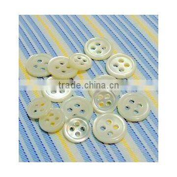 four holes natural white sea mother of pearl shell button
