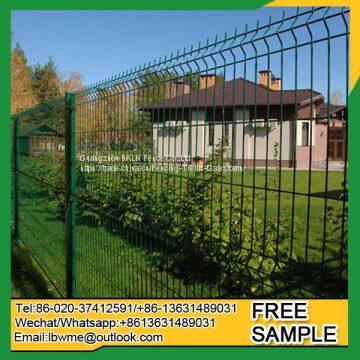 Easily assembled wire mesh fence welded fencing