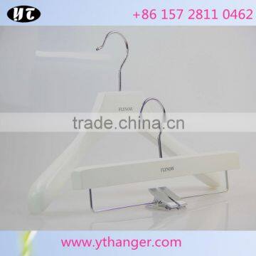 wooden hanger and pants hanger with high quality wooden clothes hanger