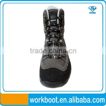 Durable Middle Cut Hiking Sport Shoes photo-2
