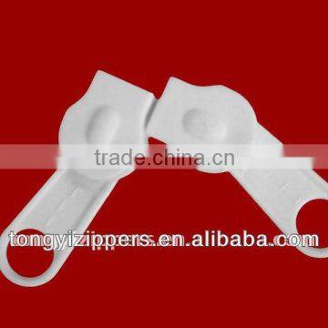 5# plastic slider nylon zipper