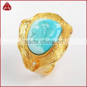 Fashion ruffled gold plated natural turquoise bezel ring