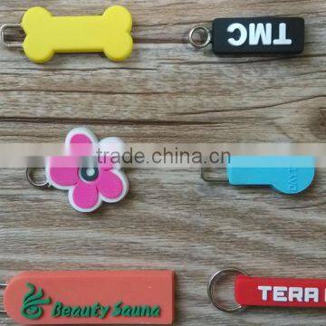 China Factory Promotional High Quality Pvc Zipper Puller photo-4