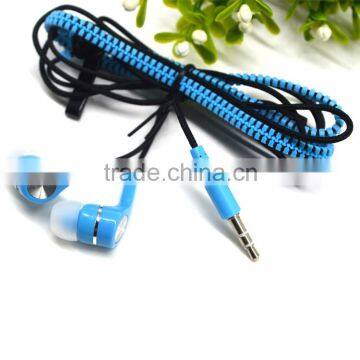 Tangle free Zipper earphone with special zipper locked bags