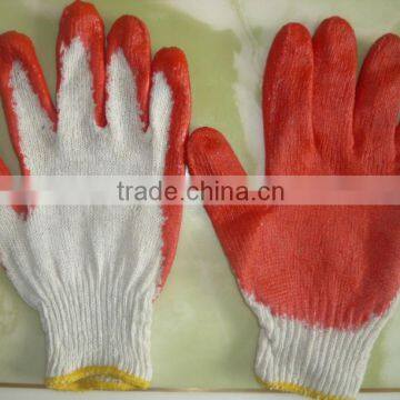 red latex working gloves