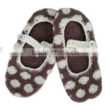 Women Acrylic Knitting Pattern Shoes