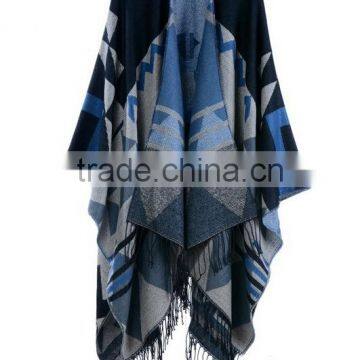 2017 Spring New Item Ladies Scarf Western Style Bohemia Style Tassels Model Imitated Cashmere Material Women Cloak photo-6