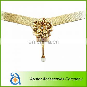 2017 popular Gold TPU straps with flowers ladies shoes upper
