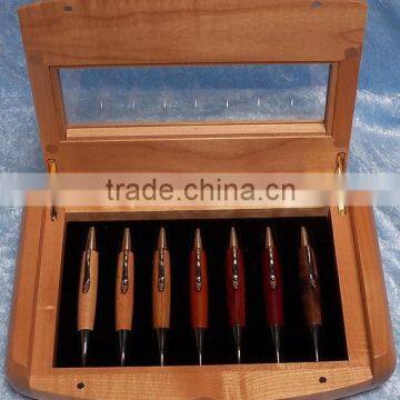 Natural color varnished solid wooden pencil boxes,wood pen box with glass lid