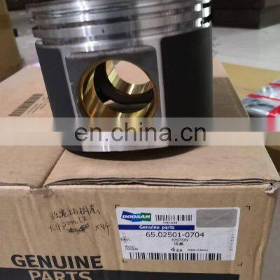 Original and New Diesel Engine Parts 65.02501-0704 PISTON photo-3