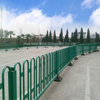 Customized municipal guardrail road U-shaped protective fence price