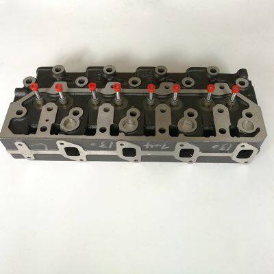 Auténtica montura de culata de motor diésel 4900995 para A2300