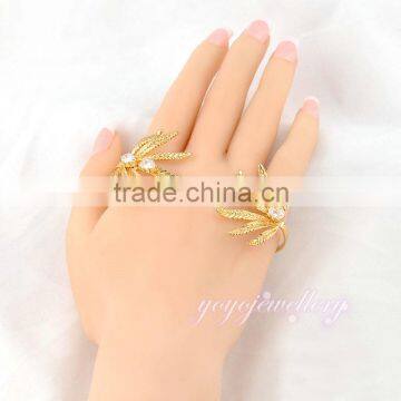 Fashion jewelry gold chain ladies design hand palm bracelet with diamond