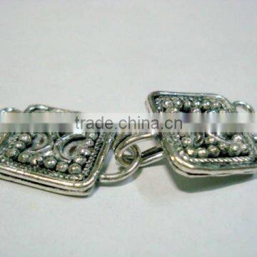 Multi strand jewelry clasps