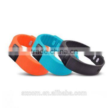 2016 Best Promotion Gift Tw64 Smart Bracelet photo-3