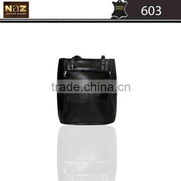 Bags in Leather photo-1