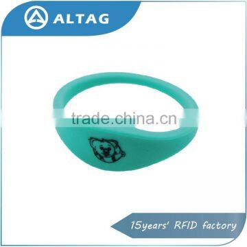 colorful hf 13.56mhz soft silicon nfc bracelet