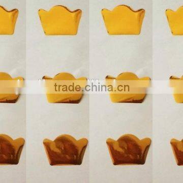 golden crown pumpkin confetti