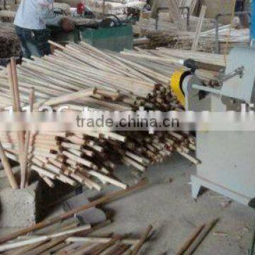 NATURAL WOOD STICK / BROOM HANDLE WITH STANDARD THREAD