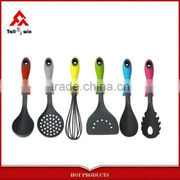 non-stick kitchen utensils and cook ware