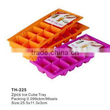 2pcs Plastic Ice Cube Tray Ice Cube Tray Molds photo-2