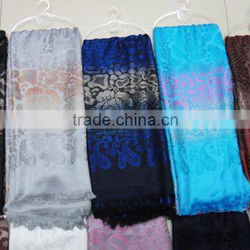 Fashion New Latest Jacquard Paisley Floral Designer Scarf for Woman photo-4