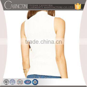 Women Custom White Sleeveless Knitted Sweater photo-2