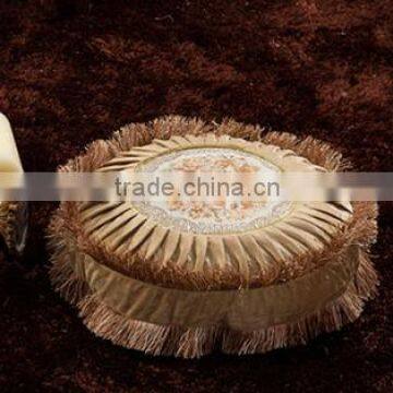 Noble Short Nap Fabric Sofa Cushion and Fringed Embroidered Decor Sofa Pillows photo-4