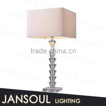 hotel/home decorative table lamp made in china fancy crystal table centerpieces lighting with lampshape