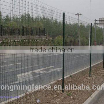 Green PVC euro style metal mesh fence