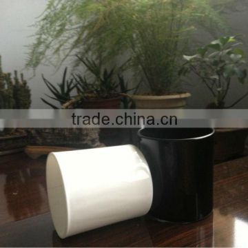 Glossy black or white color tea light cup