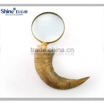 decorative magnifying glass with buffalo horn handle design