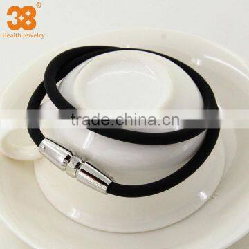 wholesales price with magnetic black silicone necklace