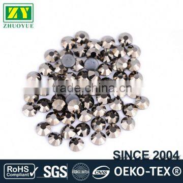 Hotselling High-End Handmade Good Prices Lead Free Mc Hotfix Design Rhinestud Motif