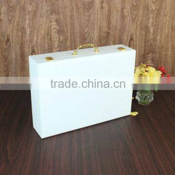 Chinese Factories Wholesale Custom High-grade PU Leather Box, Perfume White Beautiful Gift Box photo-3