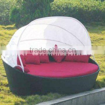 Daybed with garden set 2012