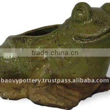 Vietnam clay animal planter