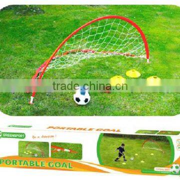 GSSGMP6 Plastic red foldable soccer goal with cones