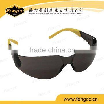 CE / EN Quality Clear Lens of Safety Glasses Safety Goggles photo-3