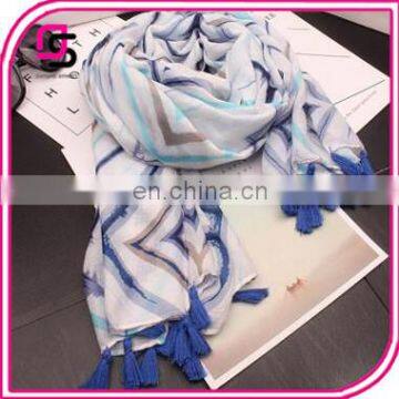 2017 New Spring and Summer and the Wind Small Fresh Cotton Art Travel Geometry Sunscreen Beach Towel Shawl