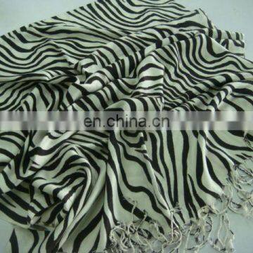 Printed Viscose Shawls in Beautifull Designs and Colors