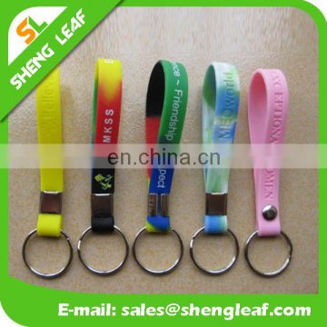 2017 new design colorful high quality silicone keychain