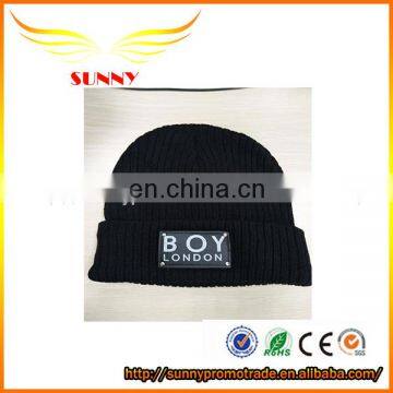 Good quality hat trendy beanie with embroidery logo lable on top