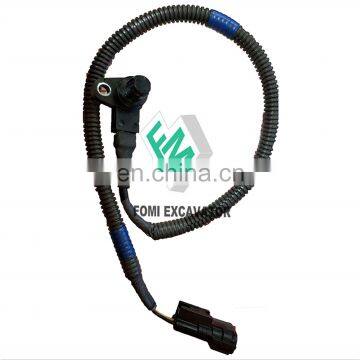 Dieael Engine 4HK1 6HK1 Camshaft Sensor  8-98014831-0 For  ZAXIS240-3 ZAXIS330-3 Excavator