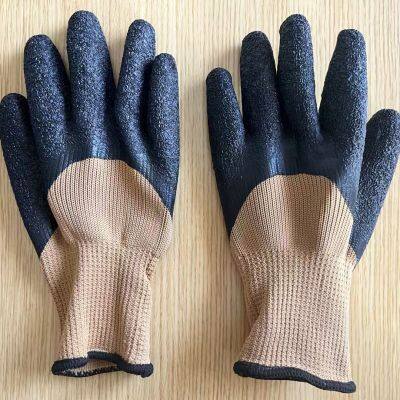 coffee polyester 7 gauge knitted wrinkled latex palm coated safety work gloves for workers